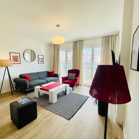 4 Llullat - City Center Apartment Prishtinë Ngoại thất bức ảnh