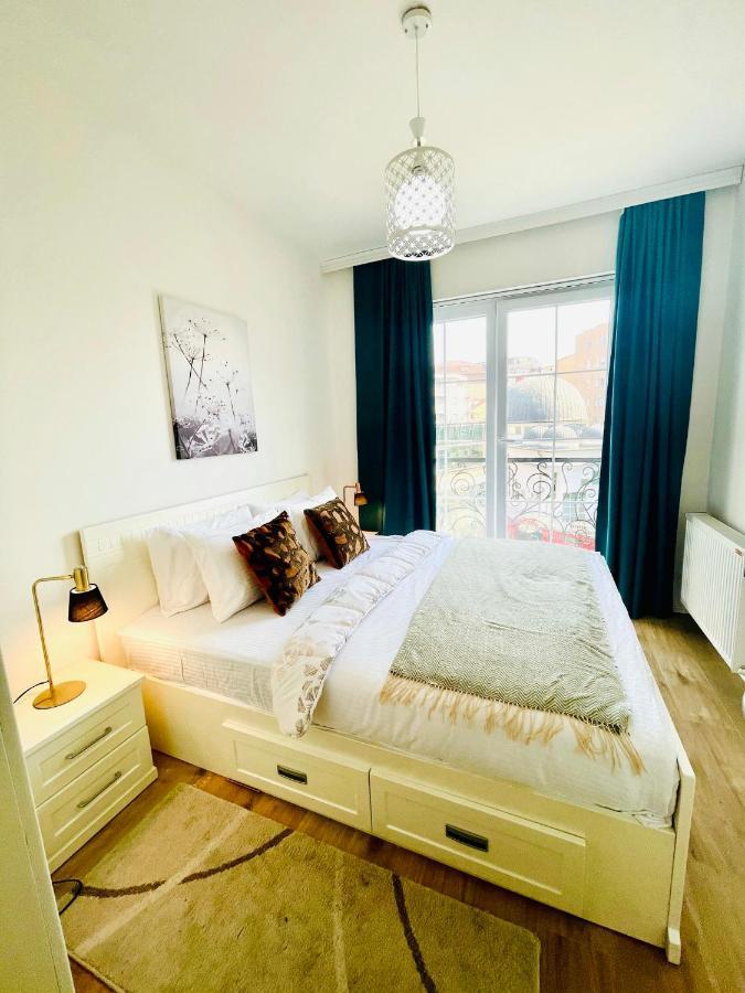 4 Llullat - City Center Apartment Prishtinë Ngoại thất bức ảnh