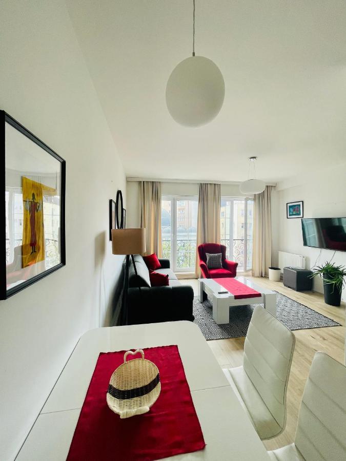 4 Llullat - City Center Apartment Prishtinë Ngoại thất bức ảnh
